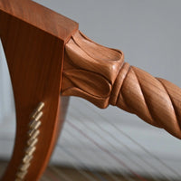 Harpe romane en merisier massif – 23 cordes, sans levier