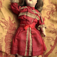 Poupée porcelaine intacte JUMEAU