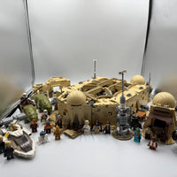 LEGO Star Wars Mos Eisley Cantina 75290