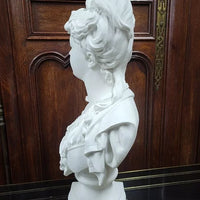 GRAND BUSTE EN BISCUIT DE FEMME