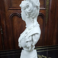 GRAND BUSTE EN BISCUIT DE FEMME