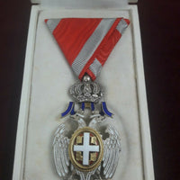 Médaille décoration Ordre Aigle Blanc Serbie