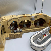 LEGO Star Wars Mos Eisley Cantina 75290