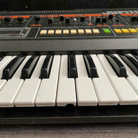 Synthétiseur Roland Jupiter 8