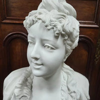 GRAND BUSTE EN BISCUIT DE FEMME