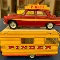 Ancien voiture Dinky toys France 404 Peugeot et caravane Pinder