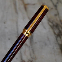 GRAND STYLO PLUME S.T. DUPONT MONTPARNASSE XL OR 18K