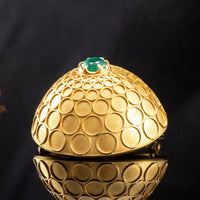 Broche Elisabeth avec émeraude orfèvrerie or jaune