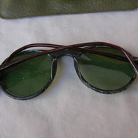 WWII – Lot de 4 Paires de Lunettes de Soleil Militaires Américaines avec Étuis (1944-1945)