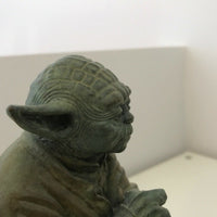 Sculpture en bronze Yoda de Star Wars
