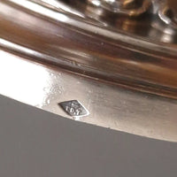 Paire de bougeoirs en argent massif