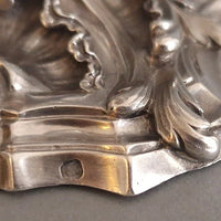 Paire de bougeoirs en argent massif