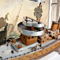 MAQUETTE DE BATEAU CUIRASSÉ 1914-1918