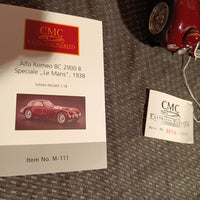 Voiture miniature CMC à l'échelle 1/18