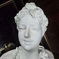 GRAND BUSTE EN BISCUIT DE FEMME