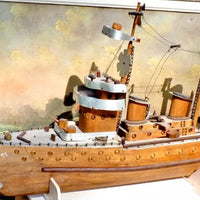 MAQUETTE DE BATEAU CUIRASSÉ 1914-1918