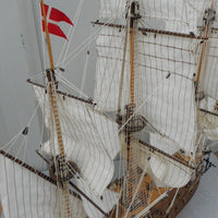 GRANDE MAQUETTE DE BATEAU "VOILIER EPOQUE 1970-1980 EN BOIS
