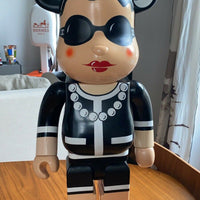 Figurine bearbrick CHANEL
