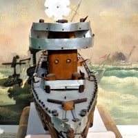 MAQUETTE DE BATEAU CUIRASSÉ 1914-1918