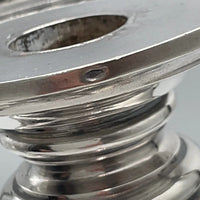 Paire de bougeoirs en argent Allemand