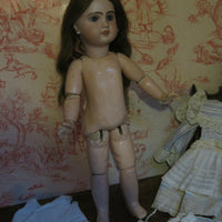 Ancienne poupée en biscuit  Bébé Jumeau 1907