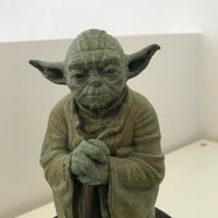 Sculpture en bronze Yoda de Star Wars